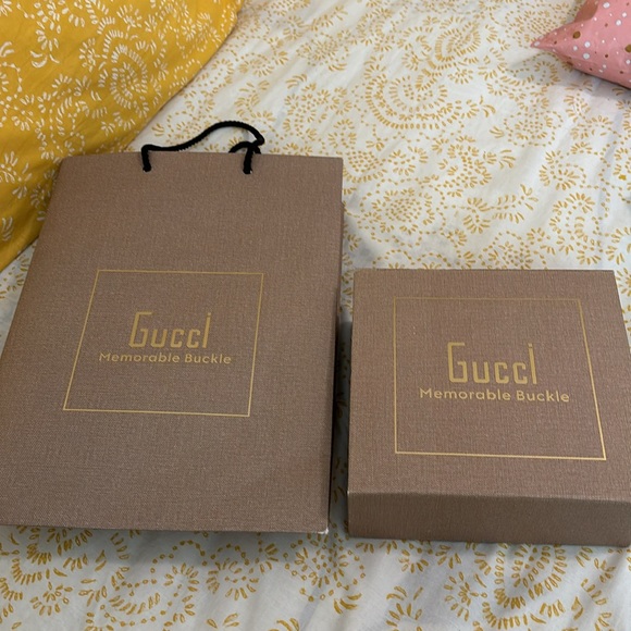 Gucci belt box and shopping bag - Picture 3 of 4